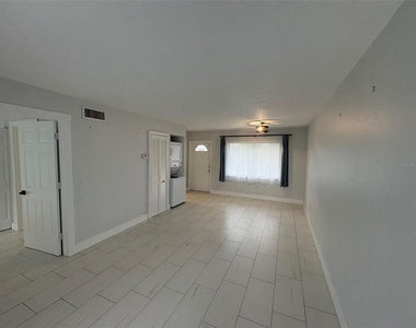 5310 26th Street W - Photo Thumbnail 5