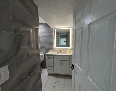 5310 26th Street W - Photo Thumbnail 17