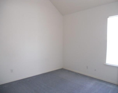 2361 Tierra Sol Road - Photo Thumbnail 15