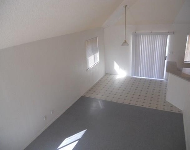 2361 Tierra Sol Road - Photo Thumbnail 3