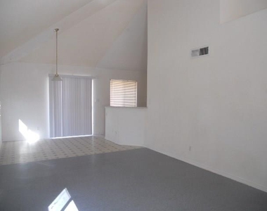 2361 Tierra Sol Road - Photo Thumbnail 2