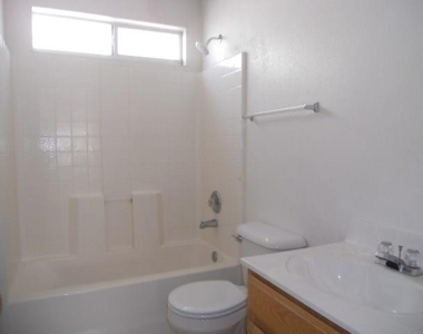 2361 Tierra Sol Road - Photo Thumbnail 13