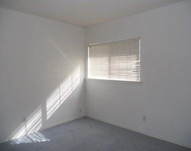 2361 Tierra Sol Road - Photo Thumbnail 14