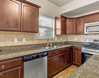 14231 N Point Avenue - Photo Thumbnail 15
