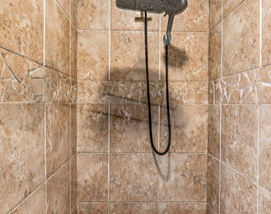 14231 N Point Avenue - Photo Thumbnail 30