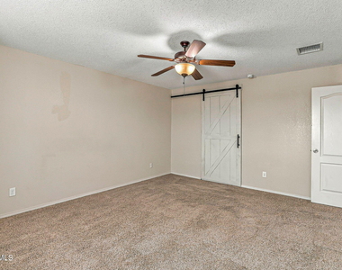 14231 N Point Avenue - Photo Thumbnail 37