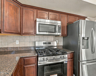 14231 N Point Avenue - Photo Thumbnail 16