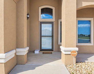 14231 N Point Avenue - Photo Thumbnail 4