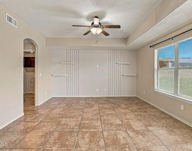 14231 N Point Avenue - Photo Thumbnail 21