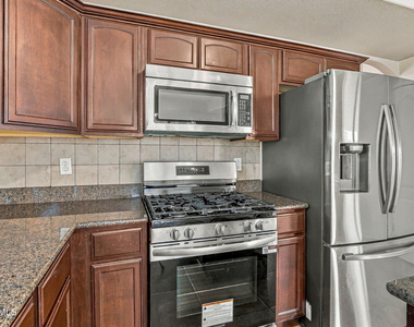 14231 N Point Avenue - Photo Thumbnail 17