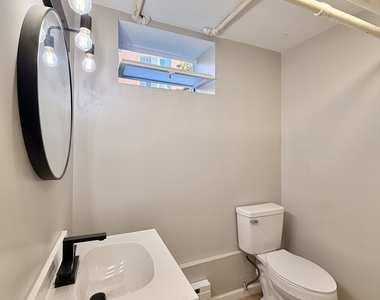 405 Main Street - Photo Thumbnail 2