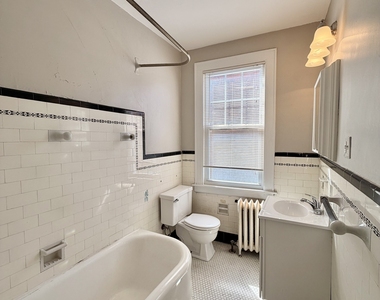 405 Main Street - Photo Thumbnail 3