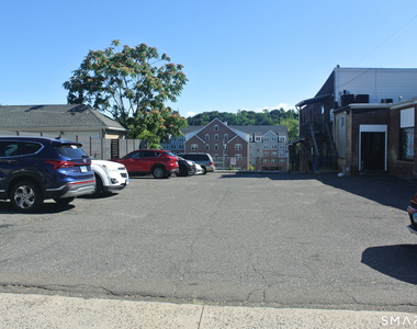 549 Howe Avenue - Photo Thumbnail 15