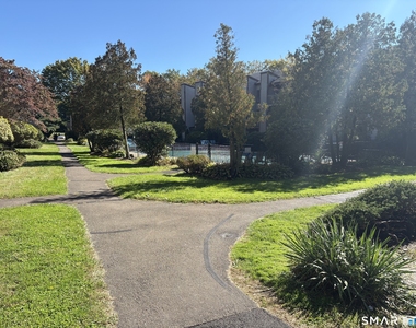 130 Coe Avenue - Photo Thumbnail 10