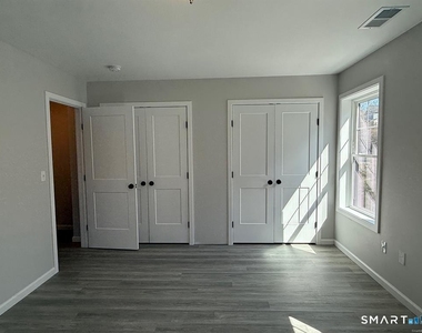 550 High Street - Photo Thumbnail 15