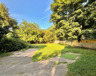 685 Newhall Street - Photo Thumbnail 9