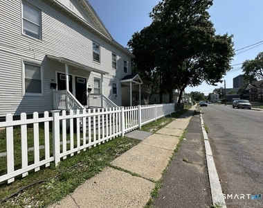 30-34 Brook Street - Photo Thumbnail 1