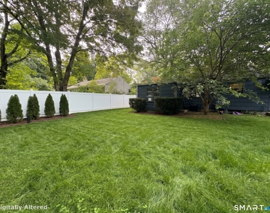 225 Riverside Drive - Photo Thumbnail 3