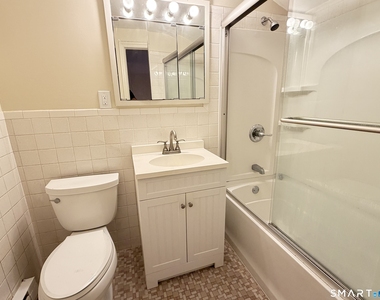 1644 Farmington Avenue - Photo Thumbnail 15