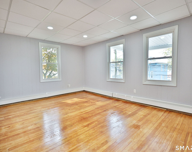115 Everett Street - Photo Thumbnail 2