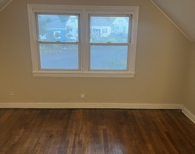 248 Moran Street - Photo Thumbnail 8