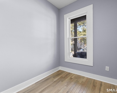 302 Exchange Street - Photo Thumbnail 3