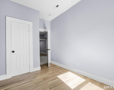 302 Exchange Street - Photo Thumbnail 19