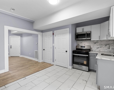 302 Exchange Street - Photo Thumbnail 9