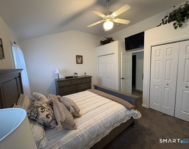 10 Tomahawk Lane - Photo Thumbnail 3