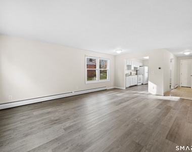 145 Harbor Pond Drive - Photo Thumbnail 5