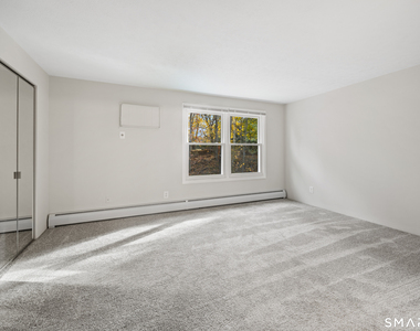 145 Harbor Pond Drive - Photo Thumbnail 9