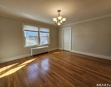 1093 Farmington Avenue - Photo Thumbnail 8