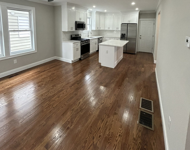 823 Capitol Avenue - Photo Thumbnail 12