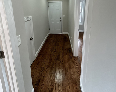 823 Capitol Avenue - Photo Thumbnail 7