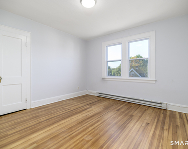 324 Bruce Avenue - Photo Thumbnail 12