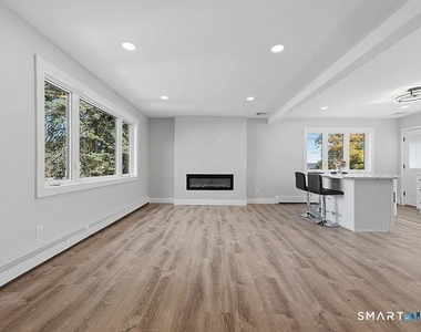 17 Hazel Street - Photo Thumbnail 3