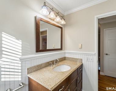 7 Cedarbrook Townhouse - Photo Thumbnail 21