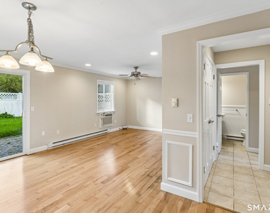 7 Cedarbrook Townhouse - Photo Thumbnail 9