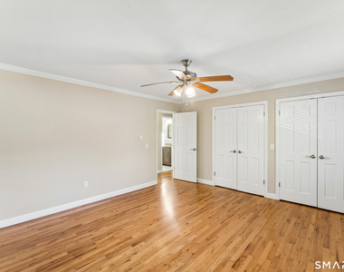 7 Cedarbrook Townhouse - Photo Thumbnail 20