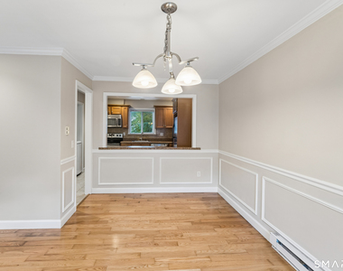 7 Cedarbrook Townhouse - Photo Thumbnail 8