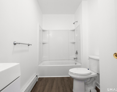 841 East Street - Photo Thumbnail 13