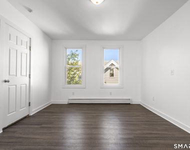 841 East Street - Photo Thumbnail 5