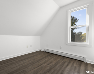 841 East Street - Photo Thumbnail 3