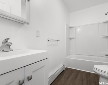 841 East Street - Photo Thumbnail 14