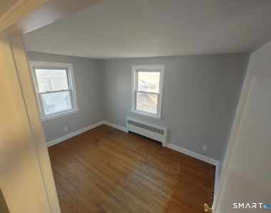 54 Greenwood Drive - Photo Thumbnail 4
