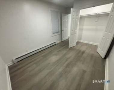 1 North Avenue - Photo Thumbnail 1