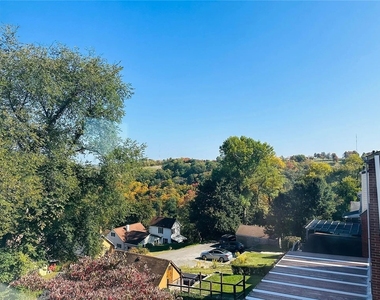 118 Brightwood Ave - Photo Thumbnail 12