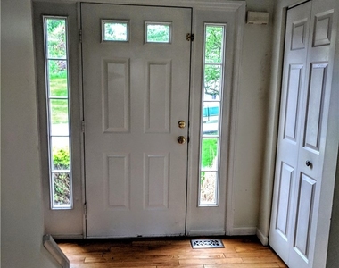 1320 Meadowbrook - Photo Thumbnail 1