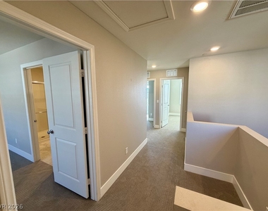 3179 Brynley Avenue - Photo Thumbnail 10