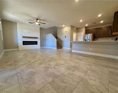 3179 Brynley Avenue - Photo Thumbnail 4